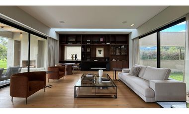 VENTA DE CASA EN LA PRADERA DE POTOSI