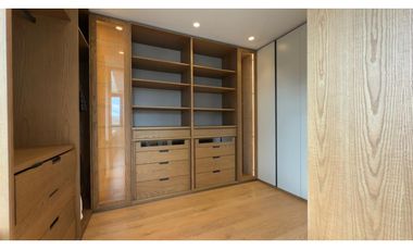 VENTA DE CASA EN LA PRADERA DE POTOSI