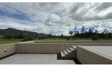 VENTA DE CASA EN LA PRADERA DE POTOSI