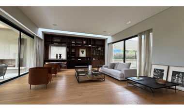 VENTA DE CASA EN LA PRADERA DE POTOSI