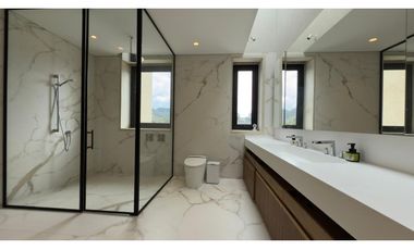 VENTA DE CASA EN LA PRADERA DE POTOSI