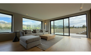 VENTA DE CASA EN LA PRADERA DE POTOSI