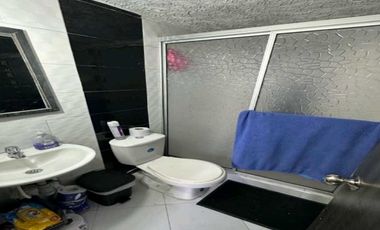 Arriendo apartamento en conjunto cerrado de Madrid $950.000