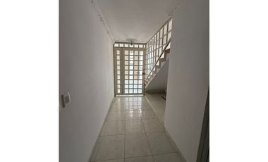 SE ARRIENDA CASA COMERCIAL EN EL BARRIO INGENIO 3