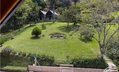 VENTA DE FINCA + 2 LOTES EN GUATAPÉ.ANTIOQUIA