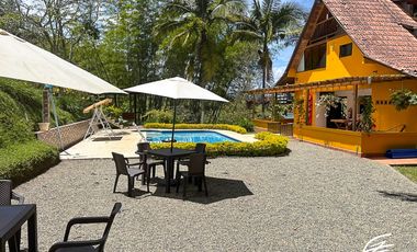 VENTA DE FINCA + 2 LOTES EN GUATAPÉ.ANTIOQUIA