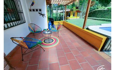 VENTA DE FINCA + 2 LOTES EN GUATAPÉ.ANTIOQUIA