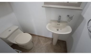 Amplia oficina en excelente ubicación