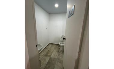 Local en Venta en Sabaneta, sector Entreamigos