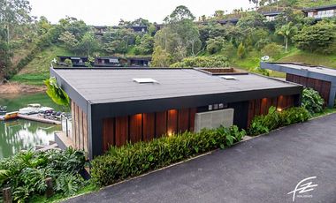 CABAÑA EN VENTA EN GUATAPÉ,ANTIOQUIA