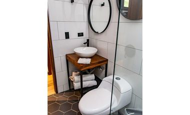 CABAÑA EN VENTA EN GUATAPÉ,ANTIOQUIA