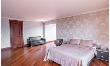 APARTAMENTO DISPONIBLE EN EL SECTOR DE LA LOMA DEL TESORO