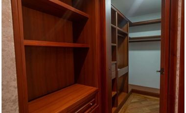 APARTAMENTO DISPONIBLE EN EL SECTOR DE LA LOMA DEL TESORO