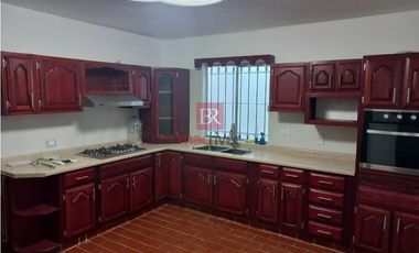 CASA EN RENTA EN COL. BELLAVISTA. CD. OBREGÓN, SONORA