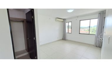 Vendo en PH MIDRISE - Panamá Pacífico, Apartamento de 3 rec.