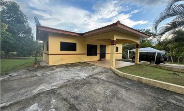 VENTA DE CASA CON TERRENO EN BUGABA 5,000 METROS