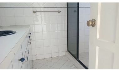 BETANIA / EL AVANCE / 808.25M / 4 HABITACION / PISCINA / 2 NIVELES JC