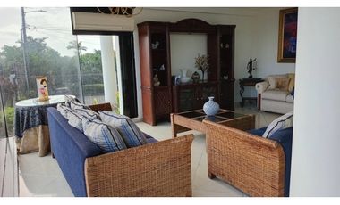 BETANIA / EL AVANCE / 808.25M / 4 HABITACION / PISCINA / 2 NIVELES JC