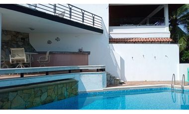 BETANIA / EL AVANCE / 808.25M / 4 HABITACION / PISCINA / 2 NIVELES JC