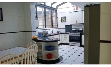 BETANIA / EL AVANCE / 808.25M / 4 HABITACION / PISCINA / 2 NIVELES JC