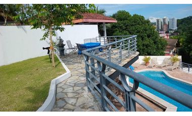 BETANIA / EL AVANCE / 808.25M / 4 HABITACION / PISCINA / 2 NIVELES JC
