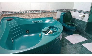 BETANIA / EL AVANCE / 808.25M / 4 HABITACION / PISCINA / 2 NIVELES JC