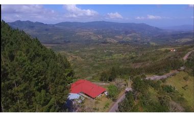 ALTOS DEL MARIA / 15000M / CASA PRINCIPAL CON CASA DE HUESPEDES AG