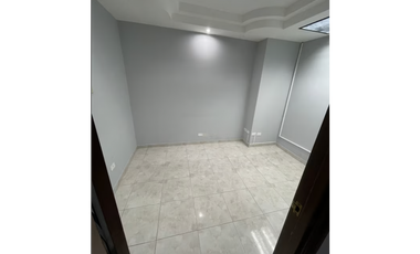 OBARRIO / PH OMEGA / 114M / DIVISIONES / OFICINAS CERRADAS / 2 PARKING