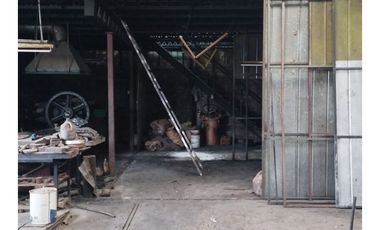 Arayabroker Vende Excelente Propiedad Con Galpón En San Migu