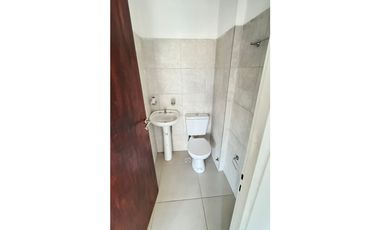 Venta de local en calle Yrigoyen