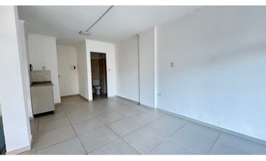 Venta de local en calle Yrigoyen