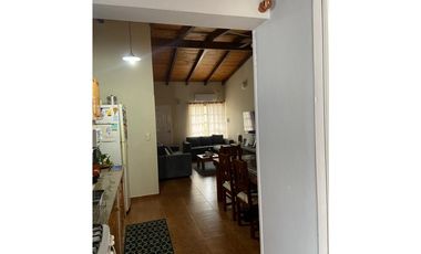 VENDO HERMOSA CASA EN B° VILLA URQUIZA, POSADAS MNES.