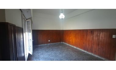 ALQUILER 24 MESES CASA 3 AMBIENTES CON GARAGE - Bº VILLA LOURDES