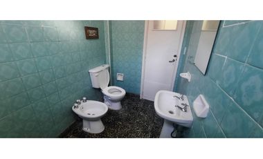 ALQUILER 24 MESES CASA 3 AMBIENTES CON GARAGE - Bº VILLA LOURDES