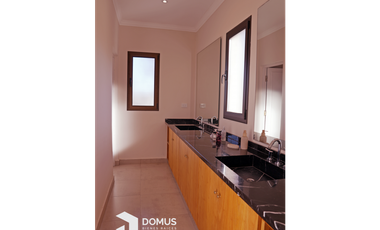 ALQUILER CASA CHACRAS DE SANTA MARIA