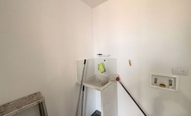 Apartamento En Arriendo, Sector Las Palmas - Urbanización Primavera Country