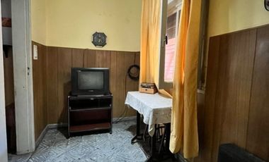 Casa para 2 Familias en venta en Avellaneda Este