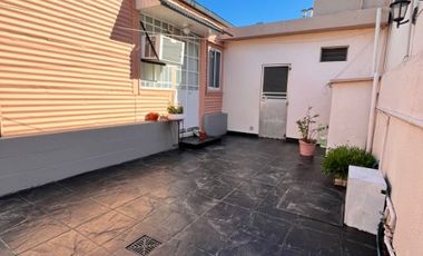 Casa para 2 Familias en venta en Avellaneda Este