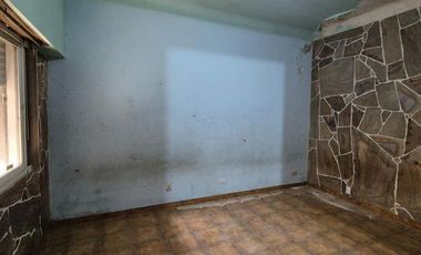 Venta PH 4 Amb Patio, Cochera Ballester (Permuta)