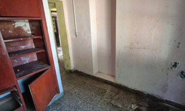 Venta PH 4 Amb Patio, Cochera Ballester (Permuta)