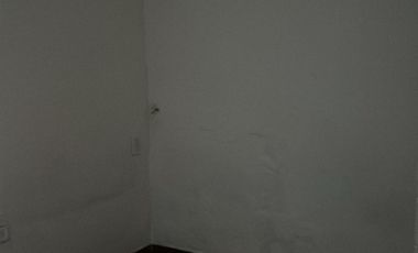 Departamento en alquiler en Isidro Casanova