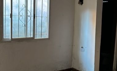 Departamento en alquiler en Isidro Casanova