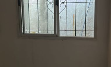 Departamento en alquiler en Isidro Casanova