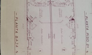 VENTA CASA 5 AMBIENTES COLEGIALES