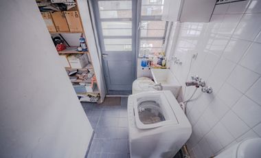 VENTA CASA 5 AMBIENTES COLEGIALES