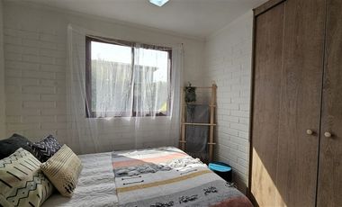 Departamento en Venta en Metro Rodrigo de Araya / Bajos GGCC