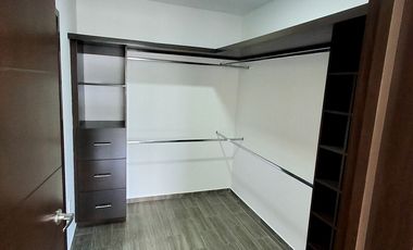 ESPECTACULAR CASA EN RENTA EL SOLARES 6 HABITACIONES 5 BAÑOS COMPLETOS