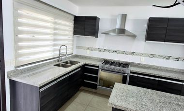 ESPECTACULAR CASA EN RENTA EL SOLARES 6 HABITACIONES 5 BAÑOS COMPLETOS