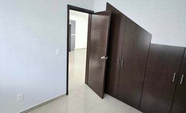 ESPECTACULAR CASA EN RENTA EL SOLARES 6 HABITACIONES 5 BAÑOS COMPLETOS