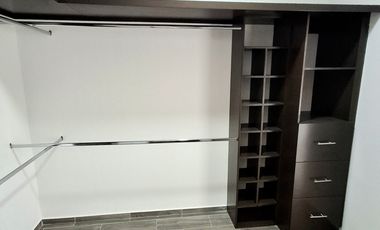 ESPECTACULAR CASA EN RENTA EL SOLARES 6 HABITACIONES 5 BAÑOS COMPLETOS